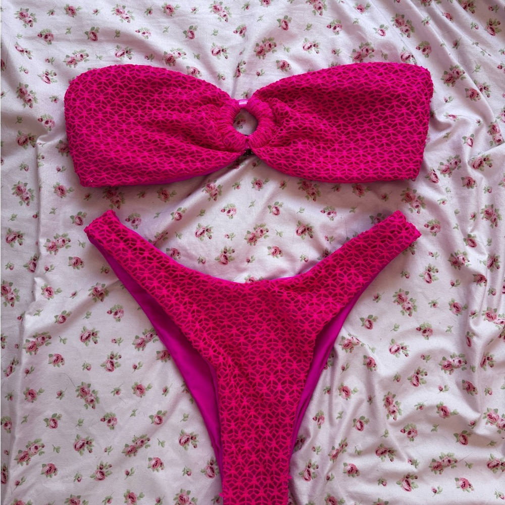 SHEIN Pink Textured Bikini Set